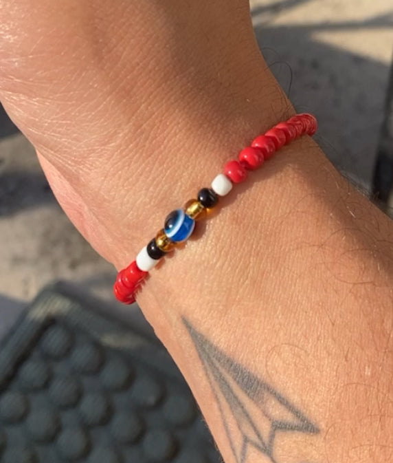 Evil Eye Bead Bracelet (handmade)