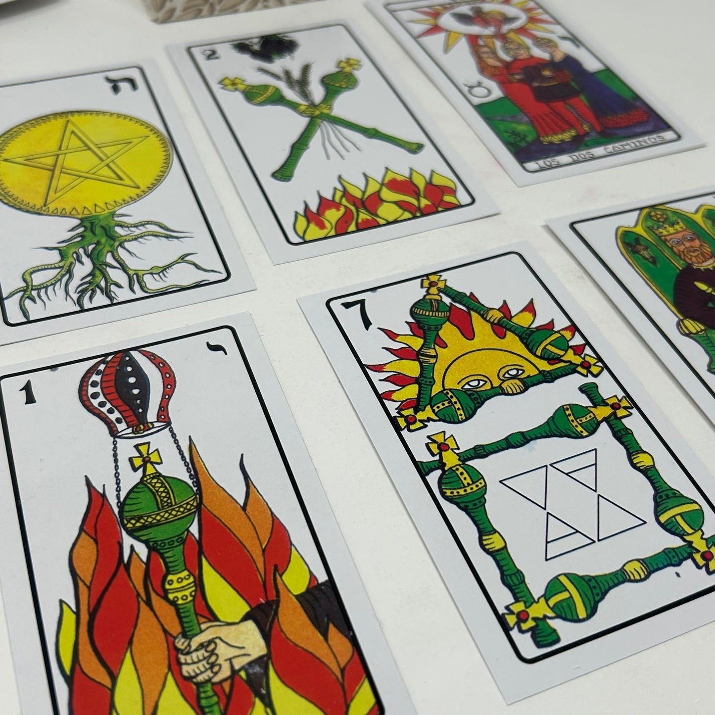 The Great Esoteric Tarot Deck – 78 Cards with Guide & Case